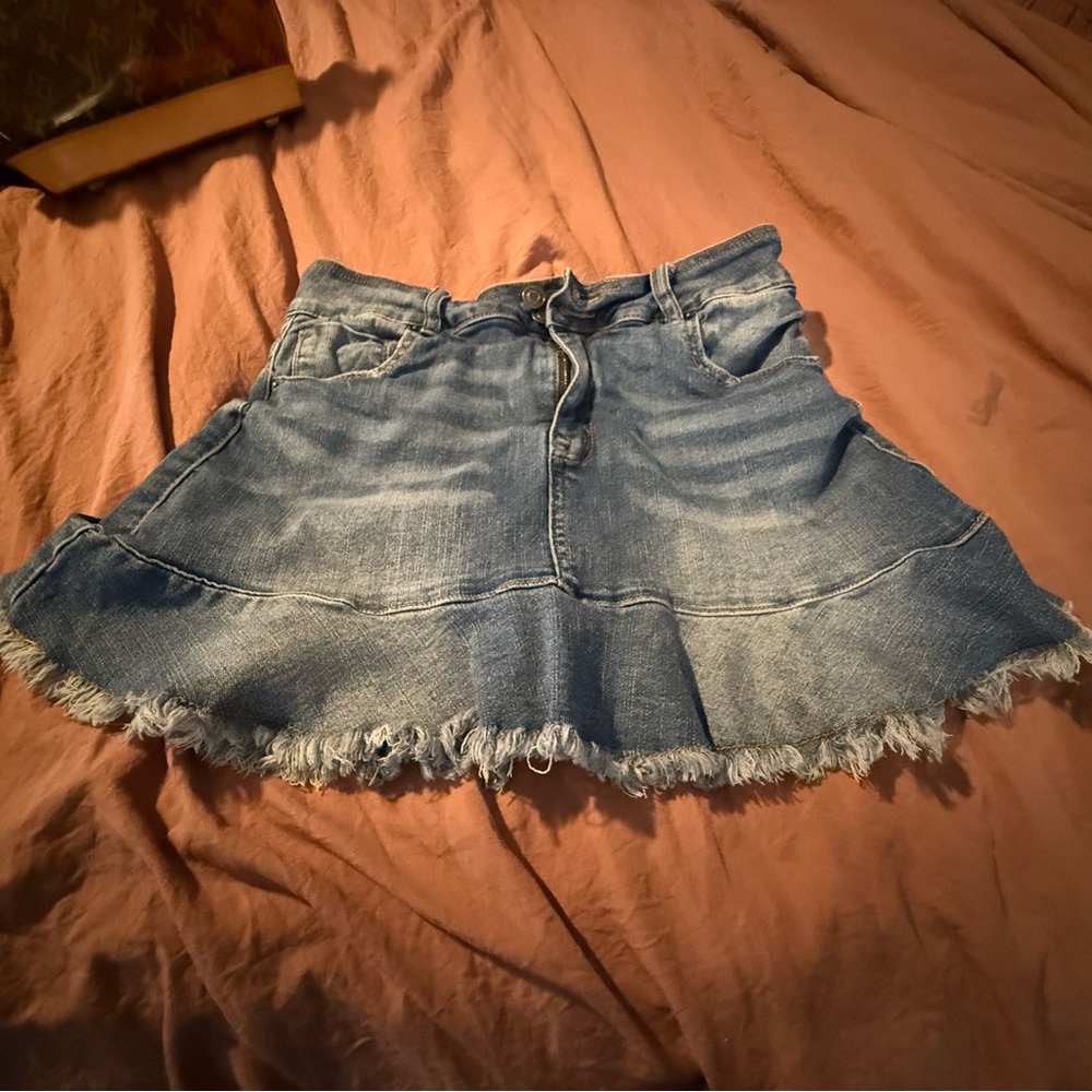 Fashion  Nova girls denim skort fringy! Frayed Hem Mini Skirt